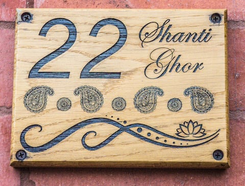 Quiet room in lovely house near Penny Lane