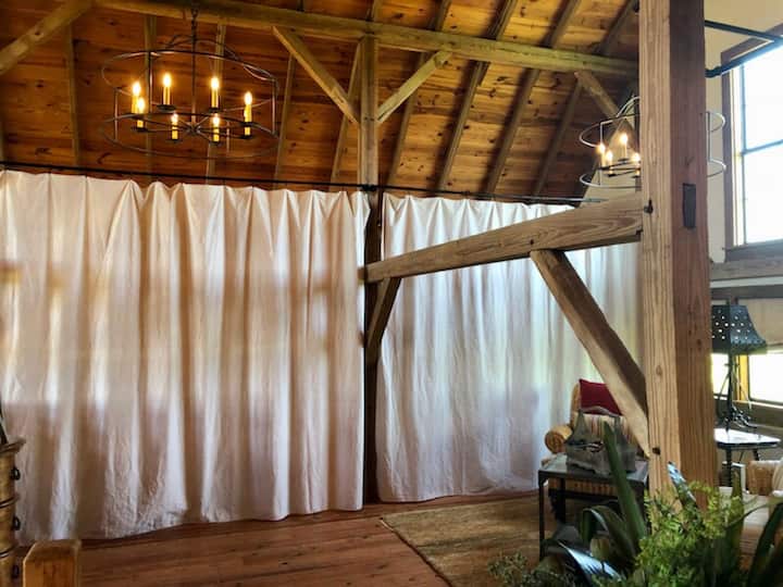 ستائر خاصة لمنطقتي سرير بمقاس كينج 