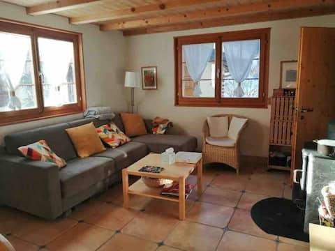 Top performing Airbnb: Chalet "Mélèzes", perfectly located (ski & baths) in Leukerbad