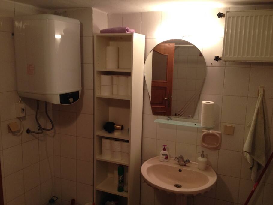 Bathroom2