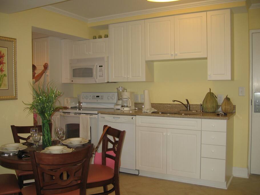 Full kitchen