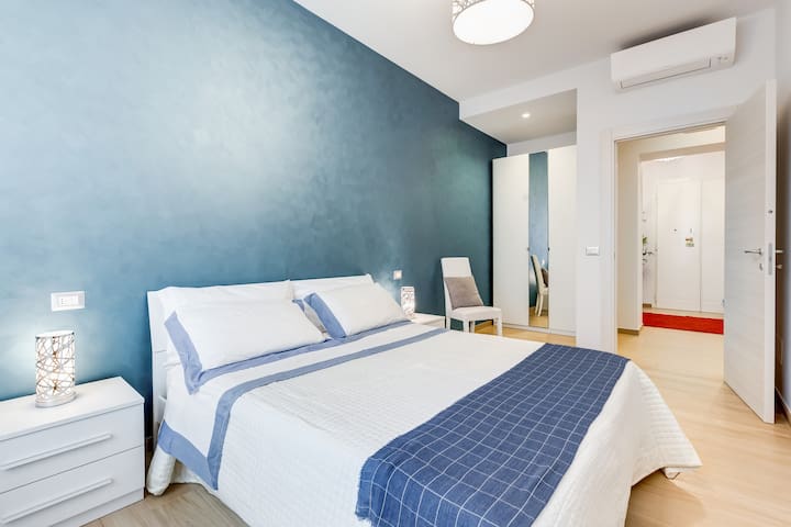 Vatican Brothers gallery image 3