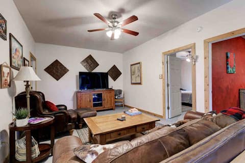Top performing Airbnb: San Marcos Rural Cozy Escape No Clean Fee in San Antonio