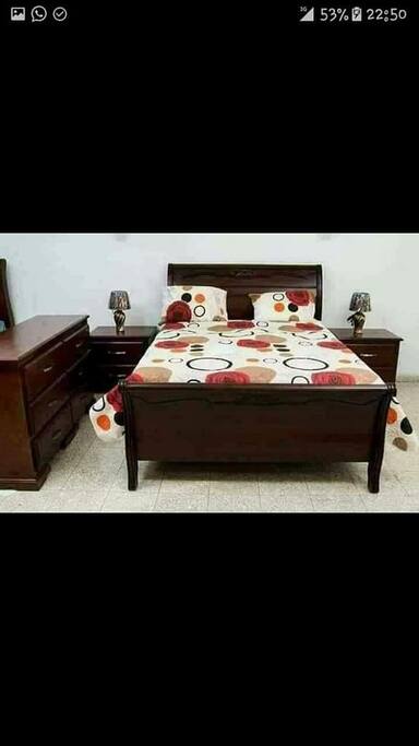 cama para dormir con la pareja