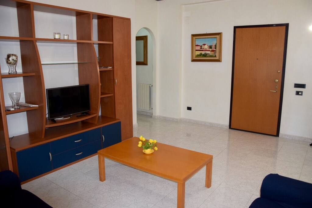 Ingresso con porta blindata