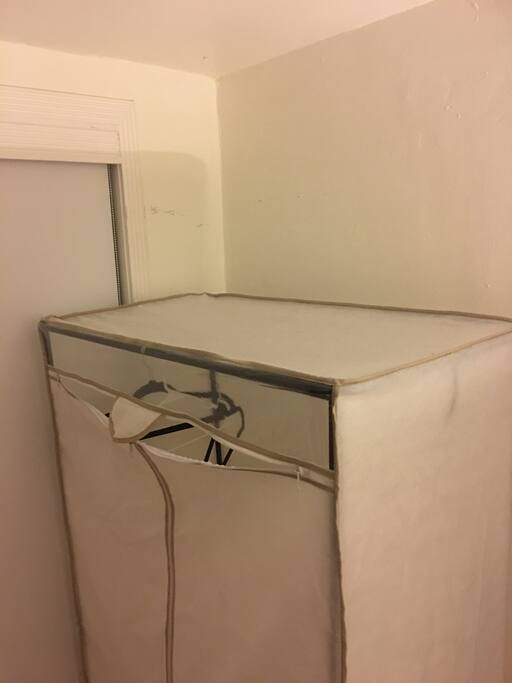 Please do not put thing on top of closet it will break. Thank you