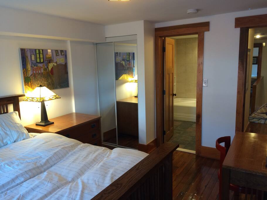 The rear bedroom.