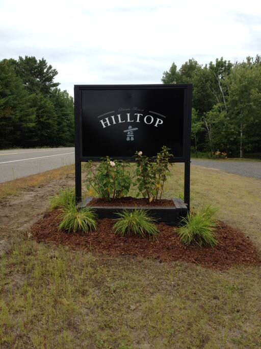 Don't let the name fool you.. Spectacular views and easy access to the lake.
