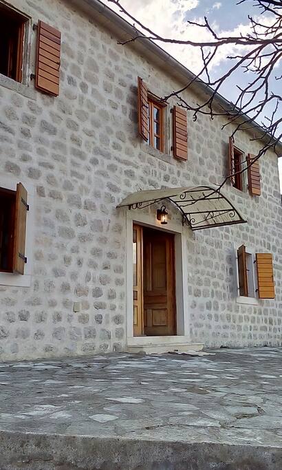 The facade and main entrance