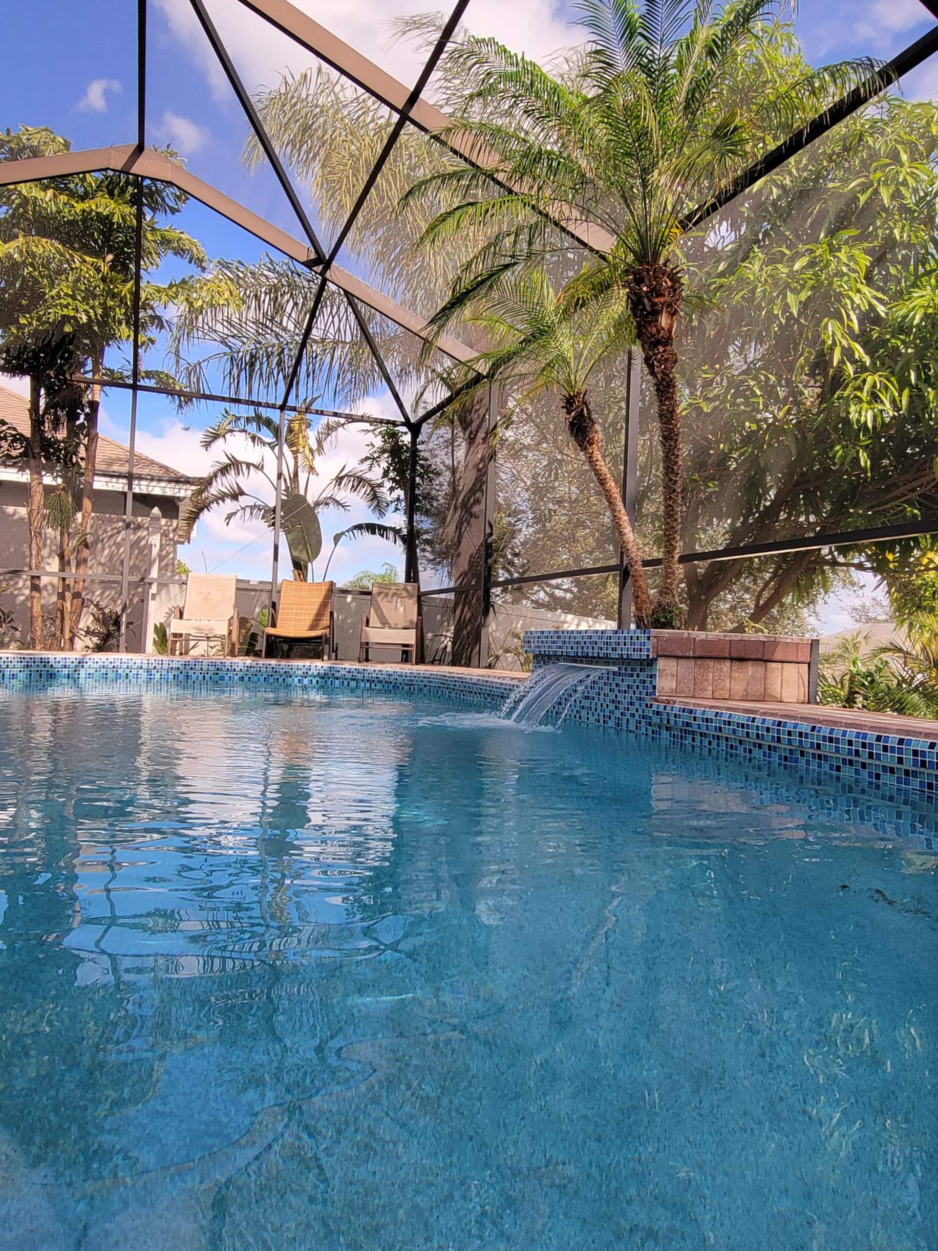 Lakeland Retreat pool-Beach-golf- Disney-Legoland