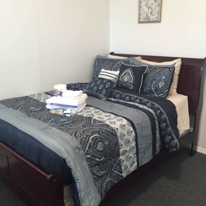 Full size bed 32 inch TV
Room #2