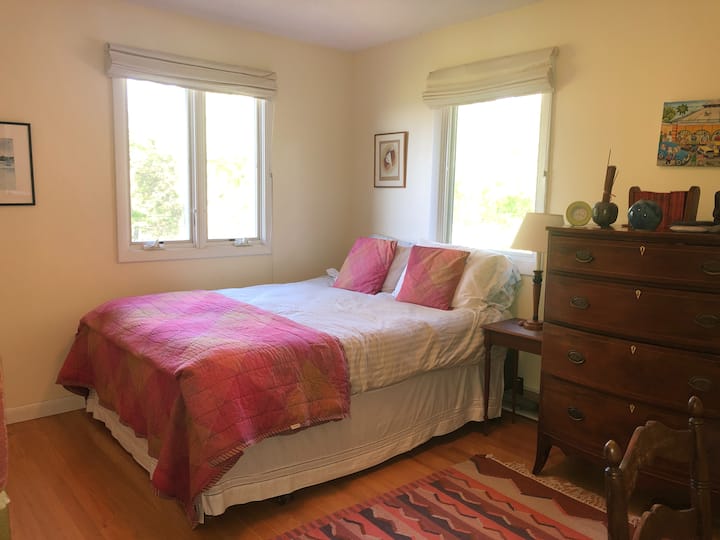 Dhomë gjumi dopio "queen"