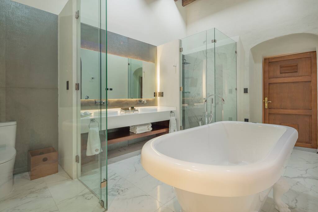 Baño San Gabriel.