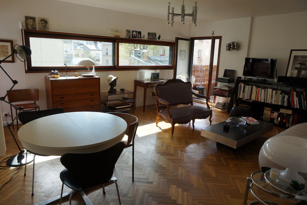 Sunny living room