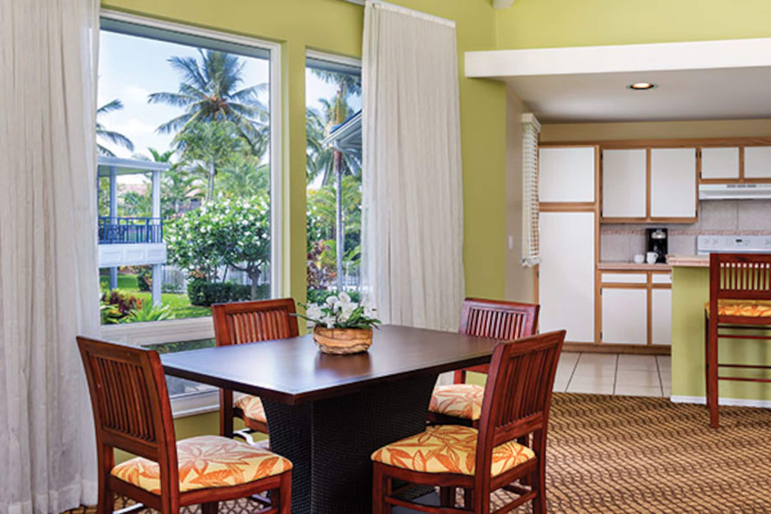 Condo in Kailua-Kona · ★4.7 · 2 bedrooms · 1 bed · 2 baths - Image 7