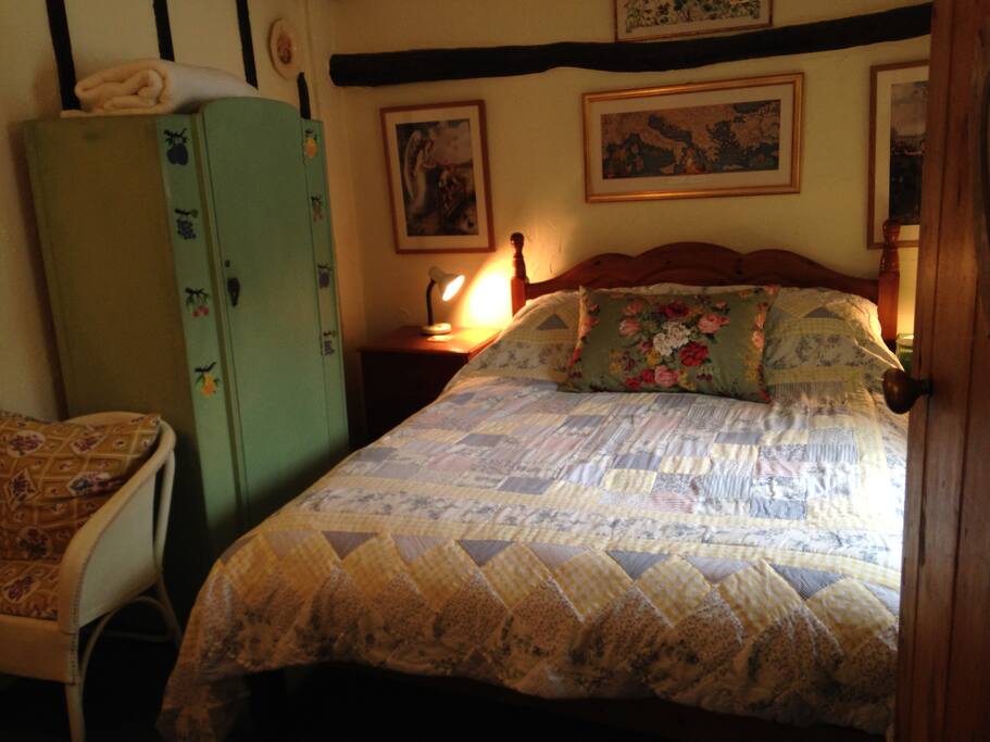 Comfortable double bed