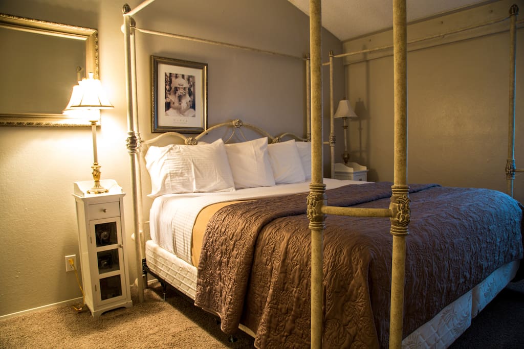 Master Bedroom (downstairs) w/High Ceilings, One of Two King Beds