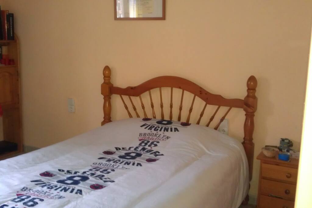 1 Habitación con cama de matrimonio /Chambre a couché double