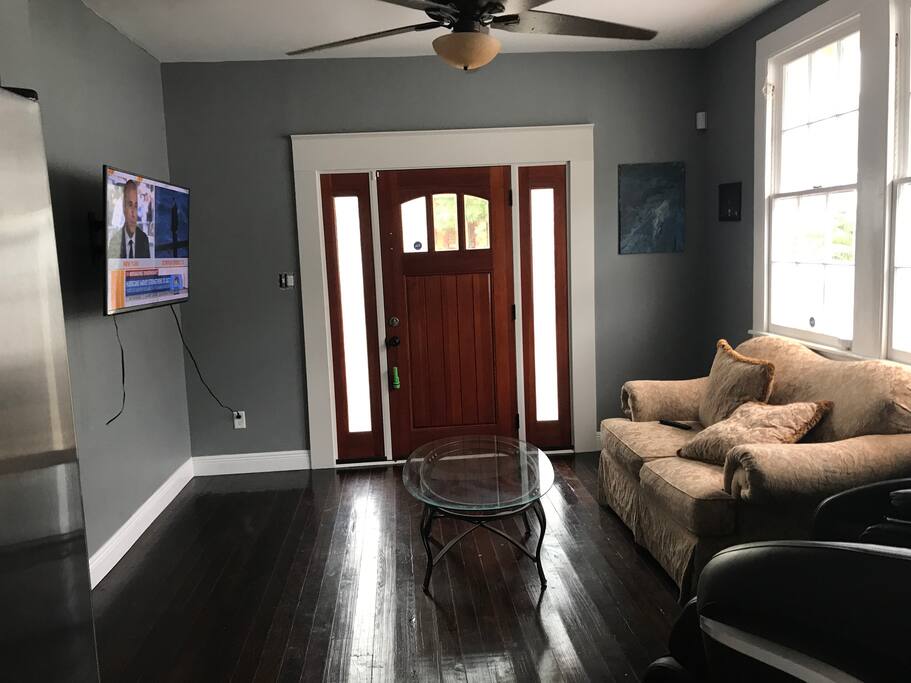 Cozy living room with broadcast TV. You may use a Google or Kindle stick to watch your favorite series and choice of films.