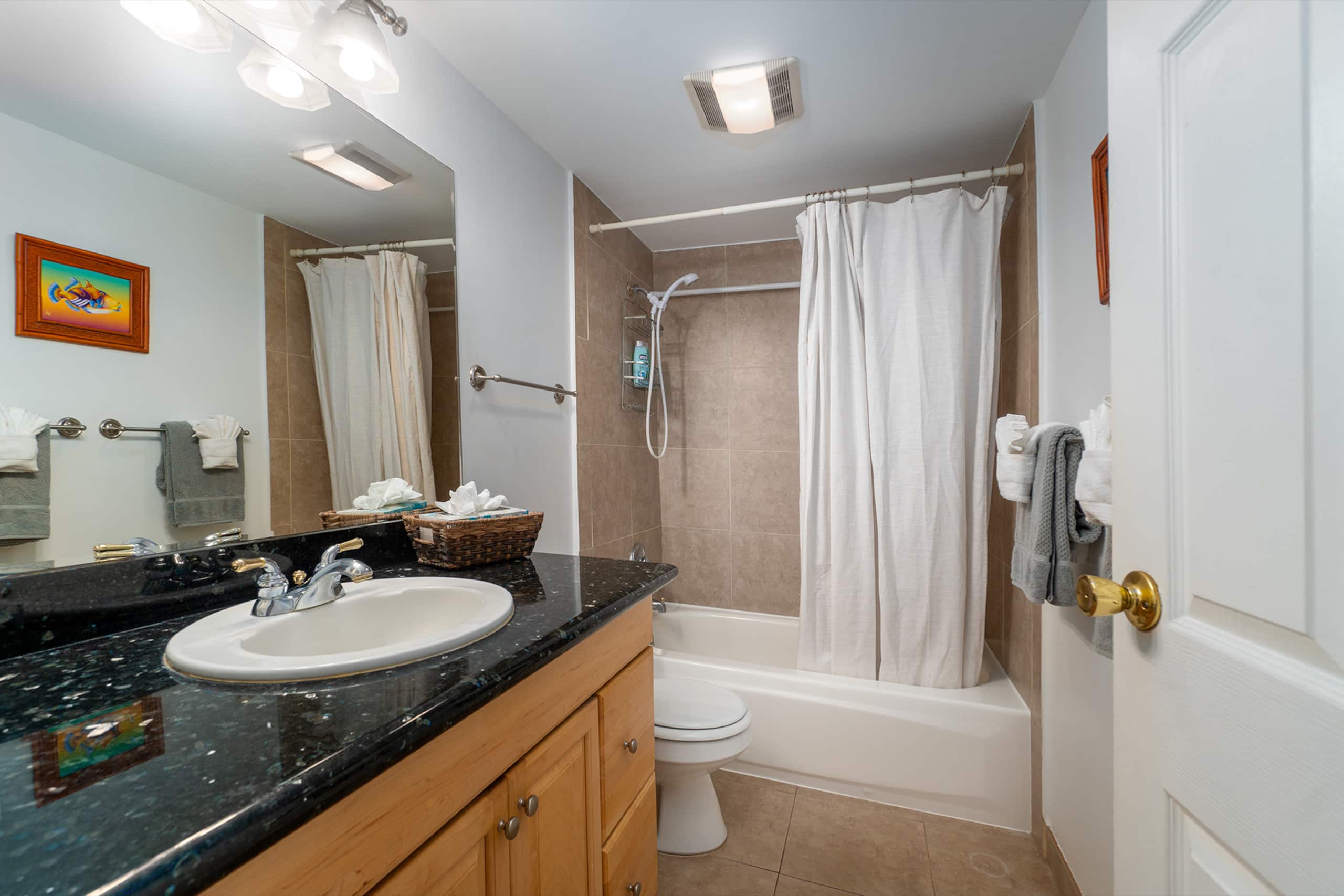 Condo in Kihei · ★4.82 · 1 bedroom · 2 beds · 1 bath - Image 10