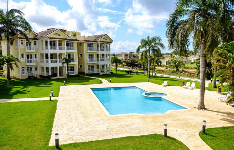 Dream Exotic Rentals managed Airbnb listing 1