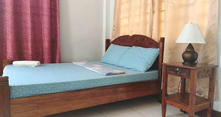 Private Room in Coron Town Proper with Free Wifi