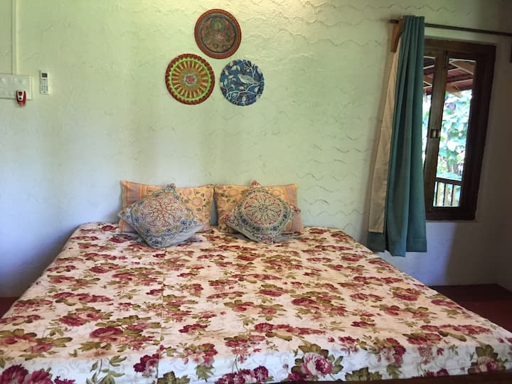 Საძინებელი 4 