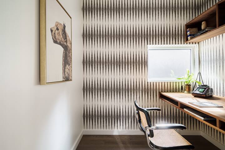 The Rock N Roll House gallery image 5