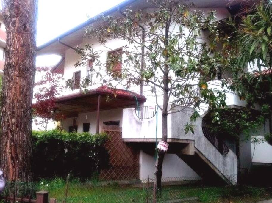 Esterno