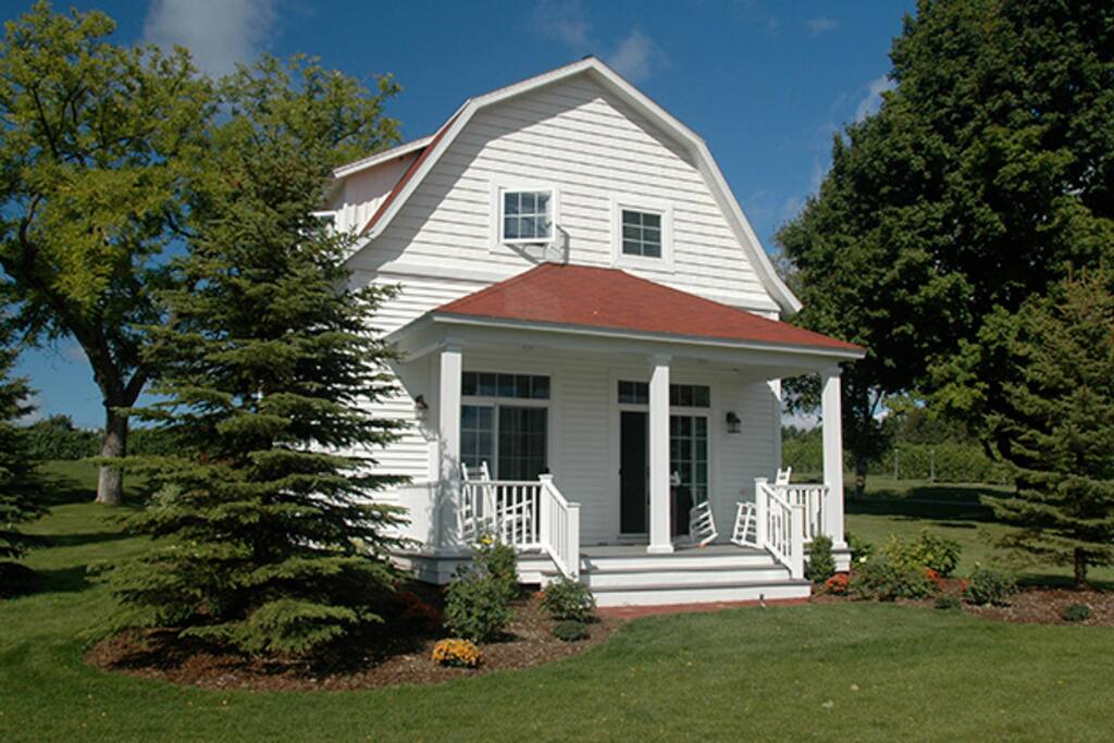 Front of the Brys Estate guesthouse