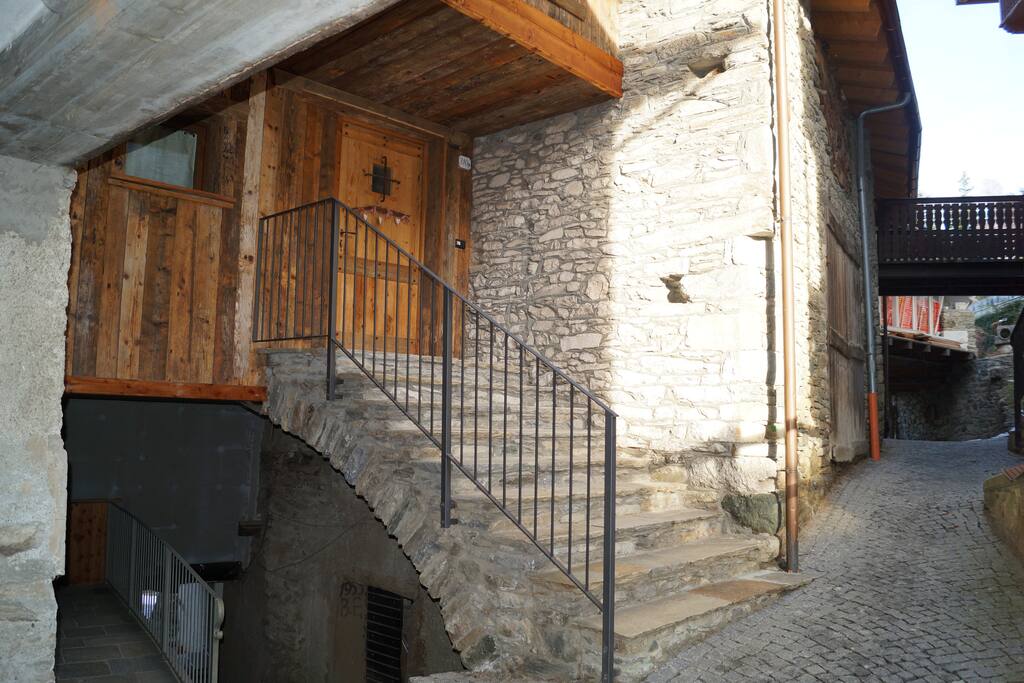 L'ingresso esterno