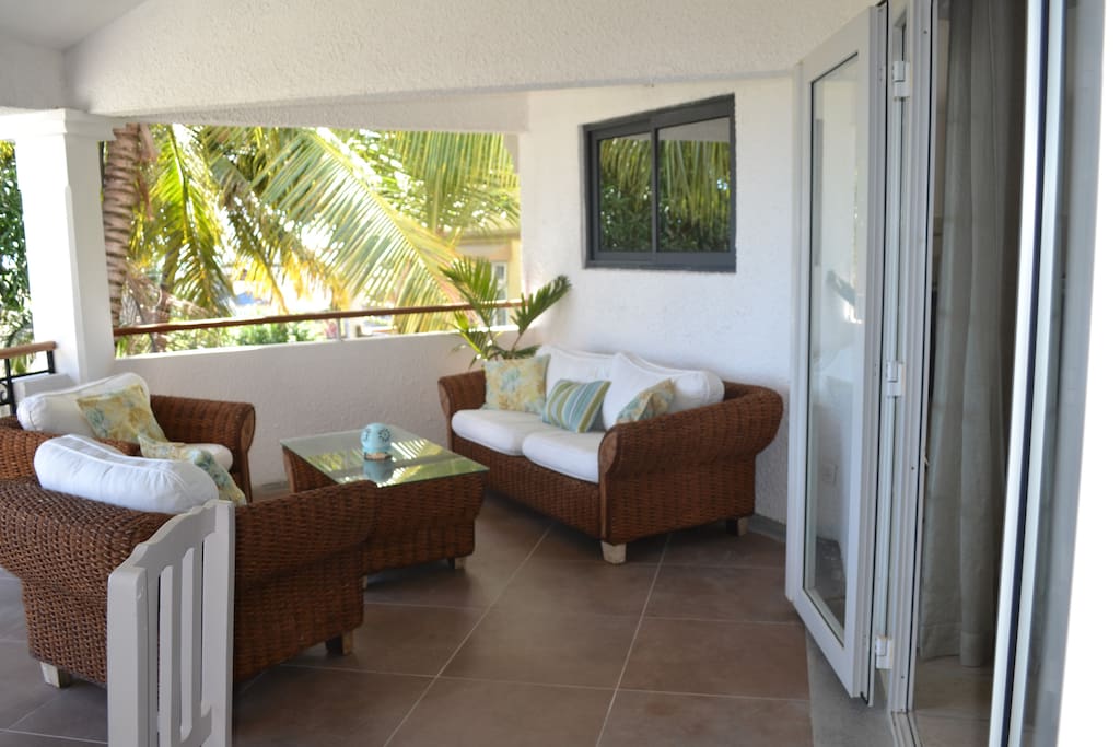 21LG Le Petit Morne Veranda