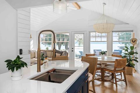 Lake Leelanau 2 Bdrm Cozy Cottage