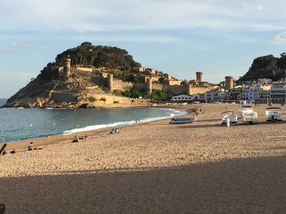 Blick auf die Burg in Tossa de Mar