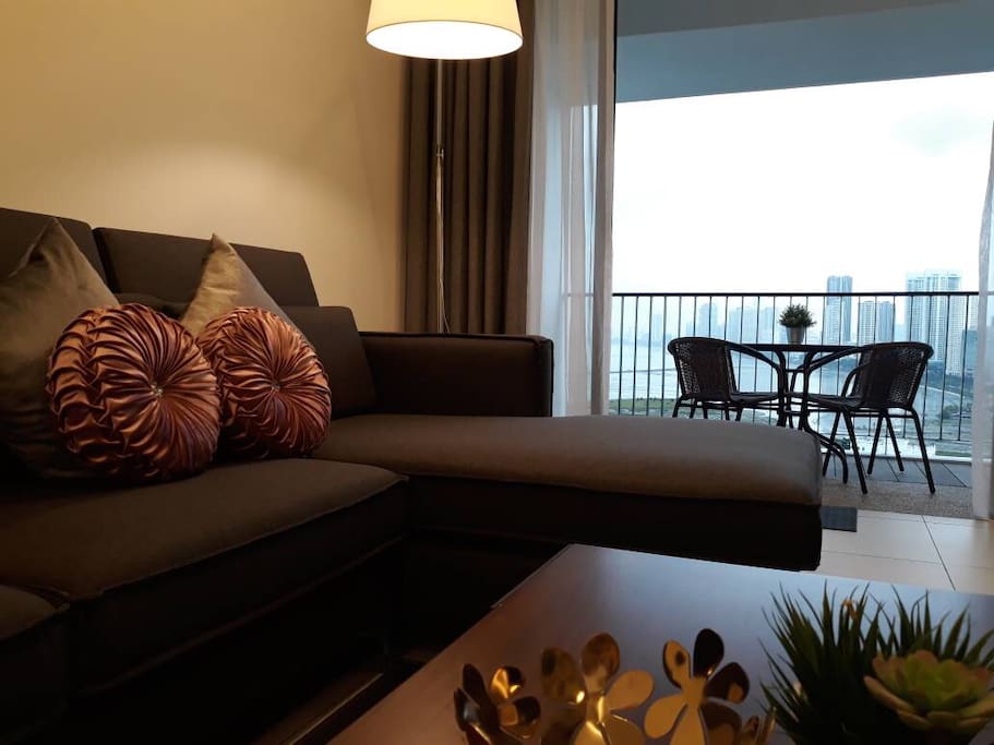 Enjoy Gurney seaview while relaxing on the sofa