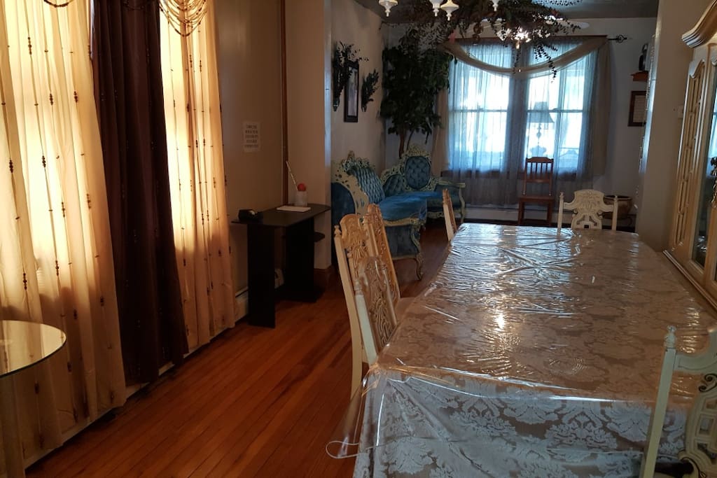 Dining Room w/ 2 Office Desks
