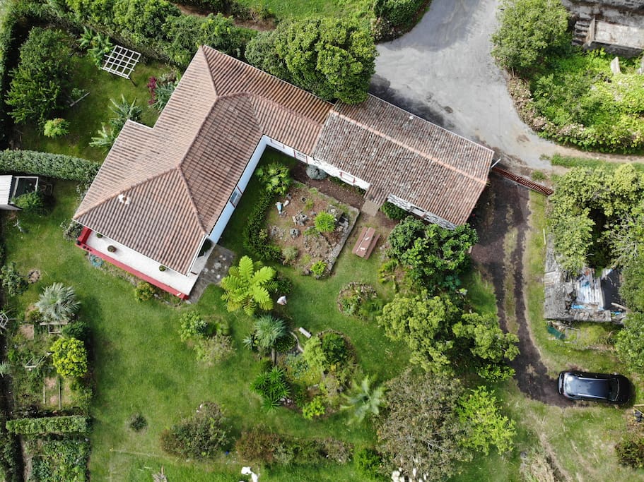 Haus und Garten aus der Vogelperspektive