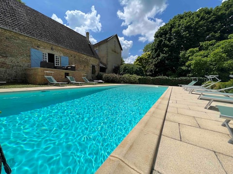 Charming 4* property with large pool