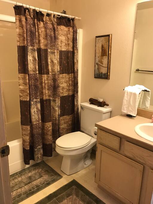 Bathroom/ shower in upper portion of the house shared with other guest. Please use you spray like perfume and related products outside. Just getting sick from chemicals. Thank you