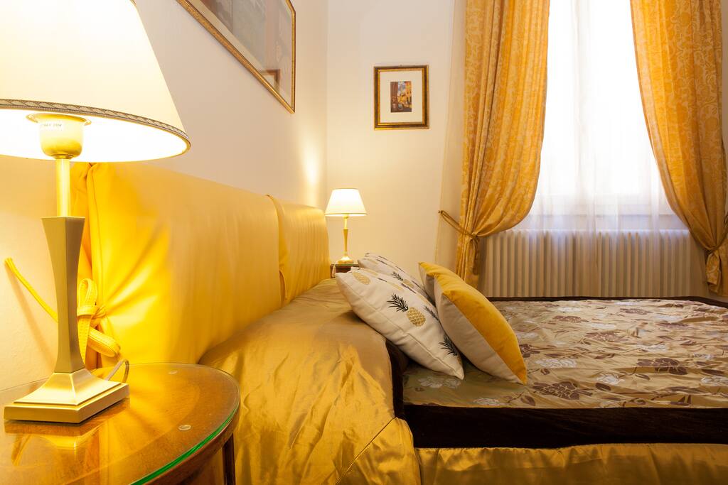 Bedroom 1:two twin beds that turn into a big double bed. High-quality orthopedic mattresses