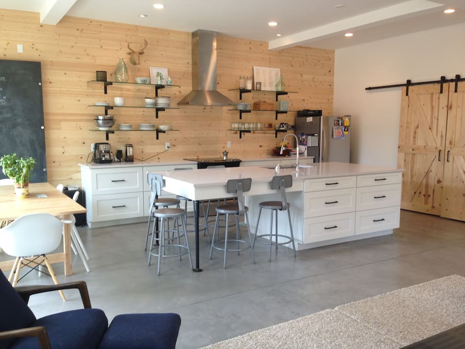 Kitchen with plenty of room to socialize!