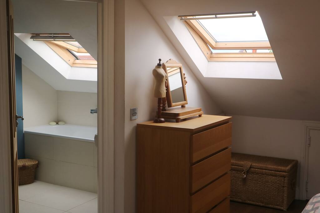 Private luxury ensuite bath and shower room