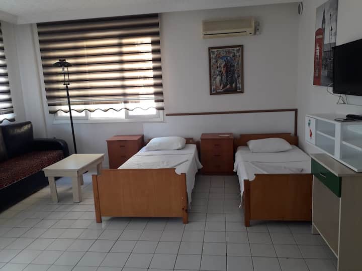 Güvercin Ada Ve Merkeze Yakın 1+1 Mutfaklı Daire - Kuşadası