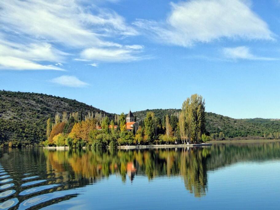 Blizina otočića Visovca