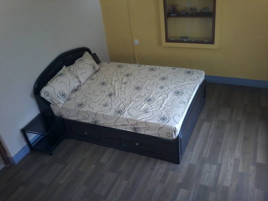 Delux Bedroom 1