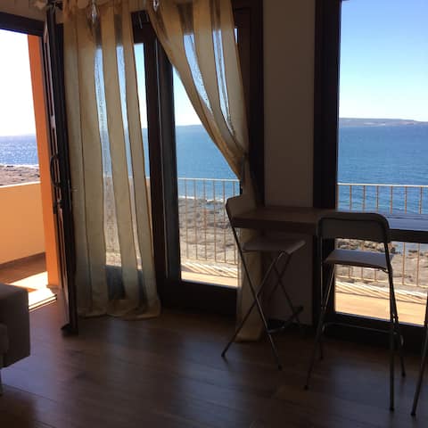 Best in town, only 1 minut to sea