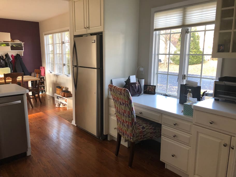Bright Kitchen with Doors to Patio and Driveway