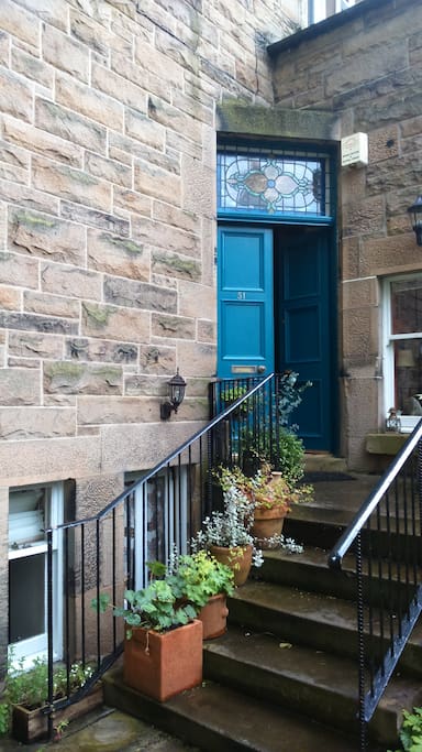 Abernethy House - Entrance