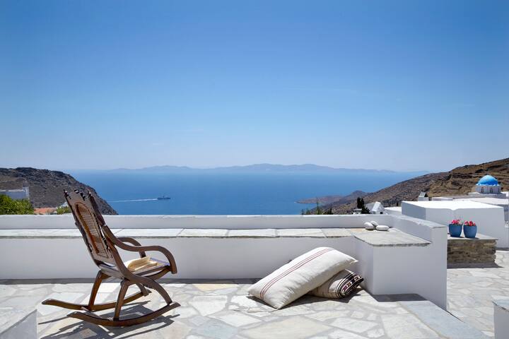 Villa Elea, traditional house with pool in Tinos gallery image 2