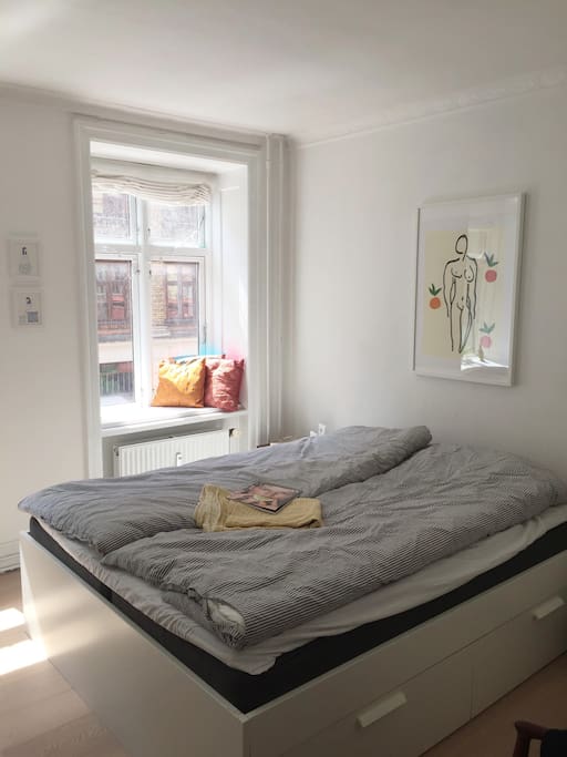 Double bed